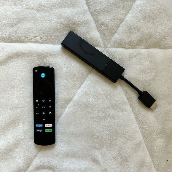 Amazon Fire Stick + Remote - Picture 5 of 5